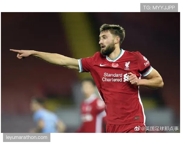 “特写:41岁的老将阿什利·杨打满全场,创下出场纪录”